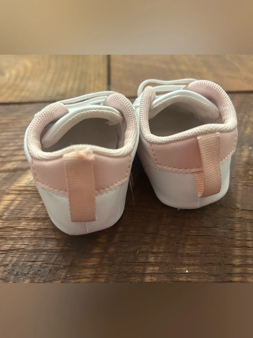 Lacoste Kids White Sneakers with Pink Lining size 1
